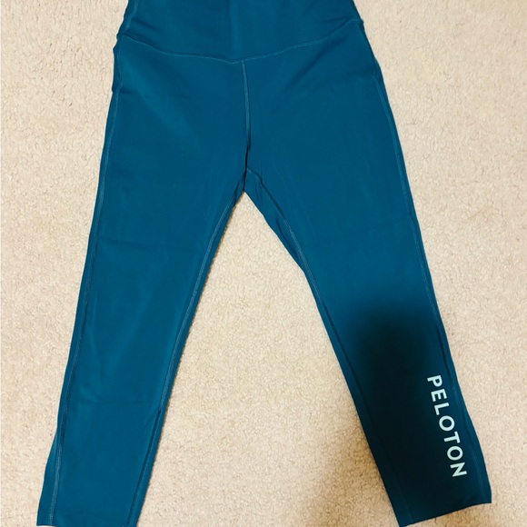 Peloton Teal Activewear Set size Small - Picture 2 of 4